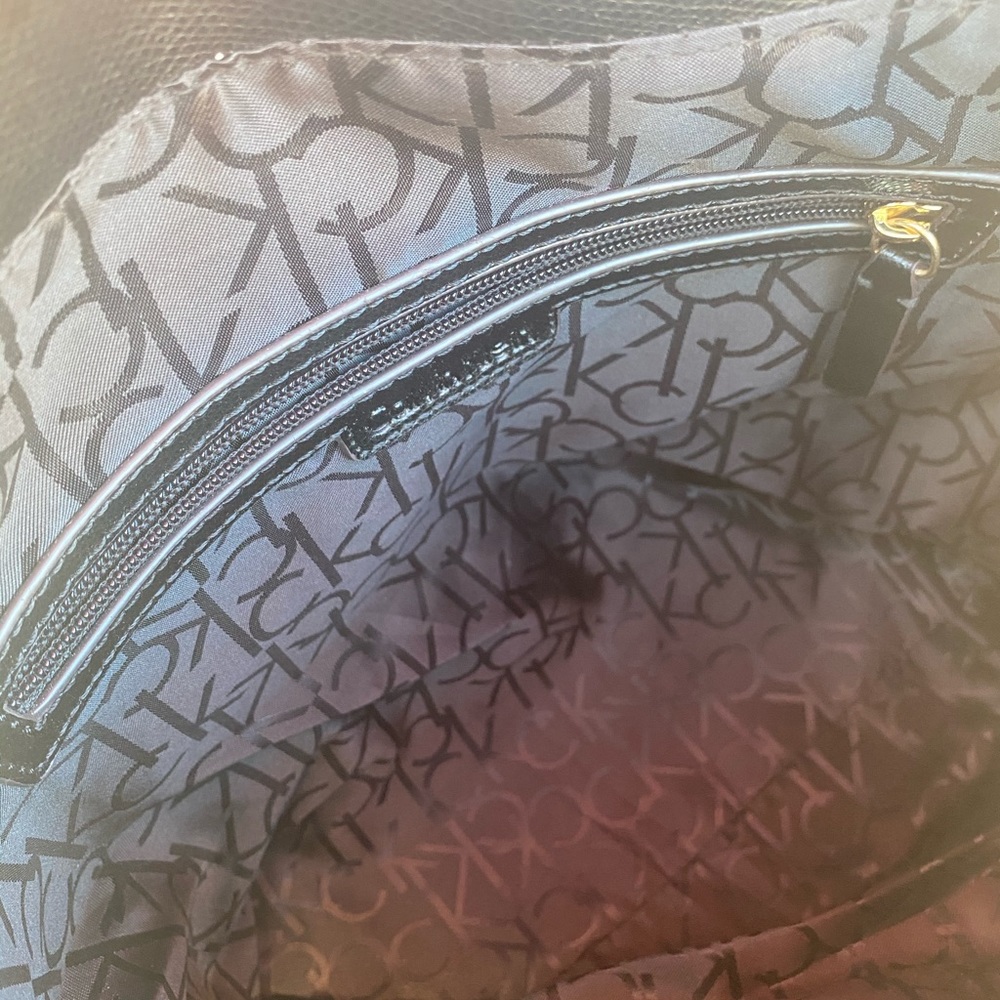Calvin Klein Handbag - Picture 13 of 16